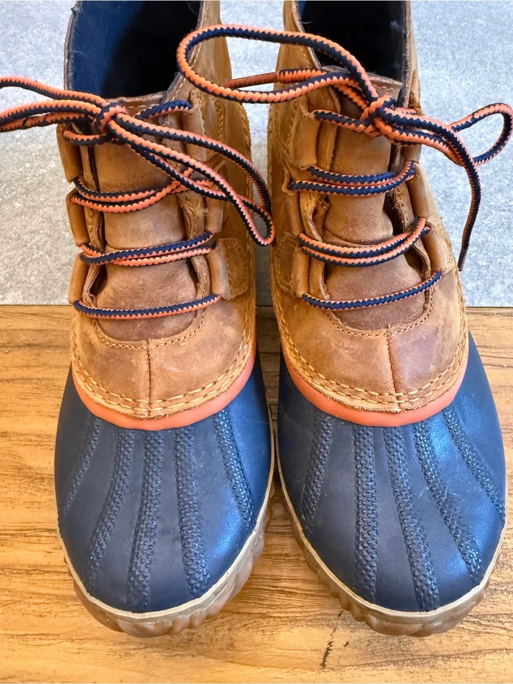 Sorel Out N About Leather Duck Boots Waterproof Ankle Booties Womens 8
